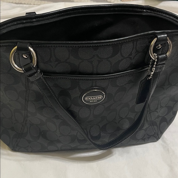 Coach Black Signature Tote with Logo Plaque - Picture 2 of 7